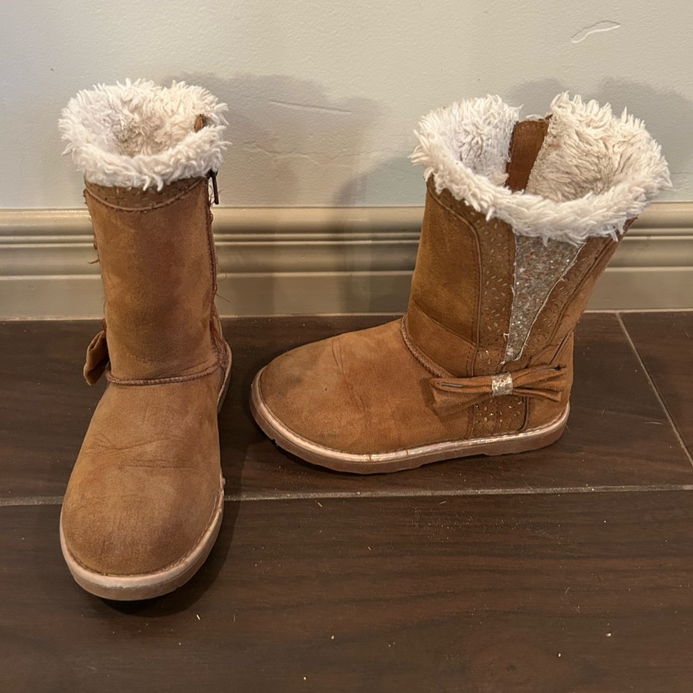 Cozy Tan Kids Boots with Bow Accent